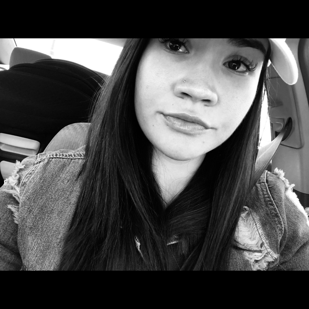 Meet your Posher, Julia